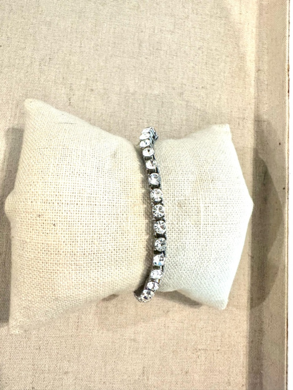 Crystal Tennis Bracelet - Silver Tone 8.5” NEW Clasp Closure Round Stone